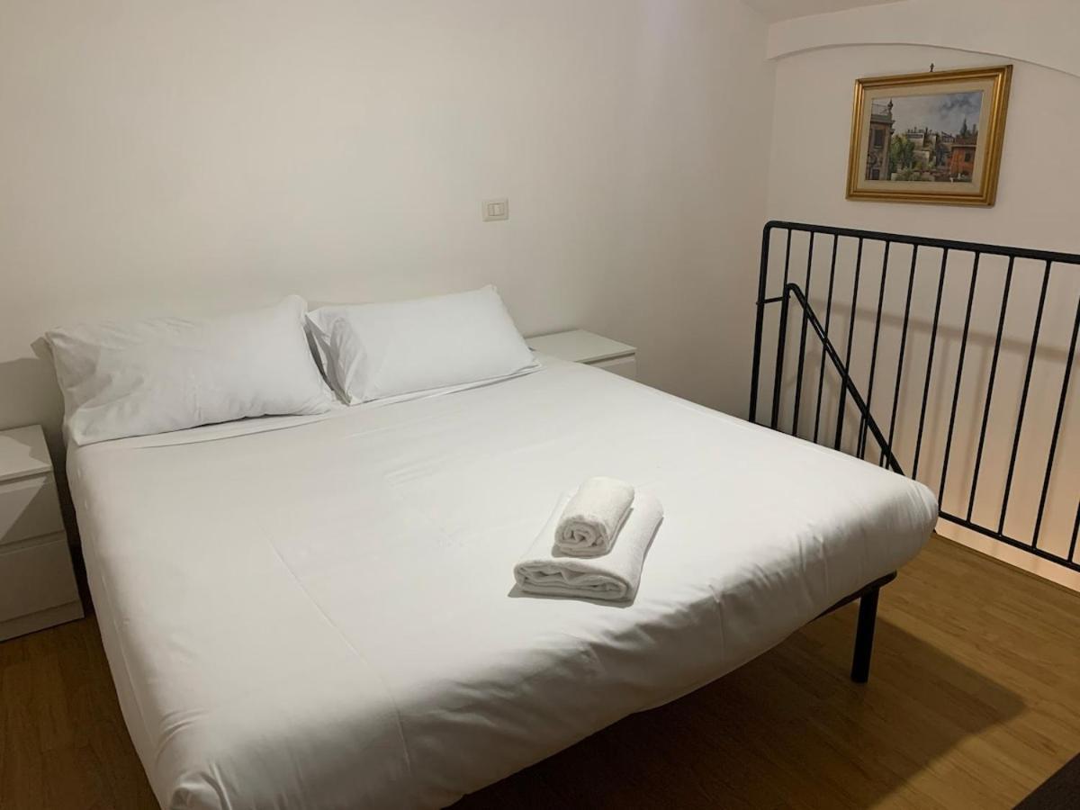 Appartement In Historic Palace *