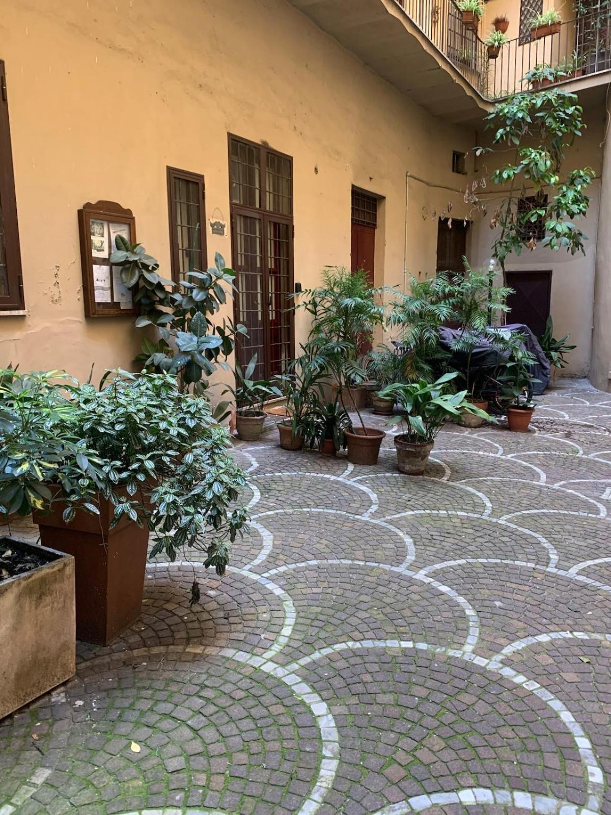 In Historic Palace Appartement